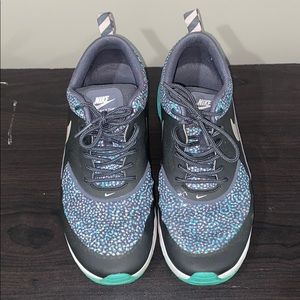 Women’s Nike shoes